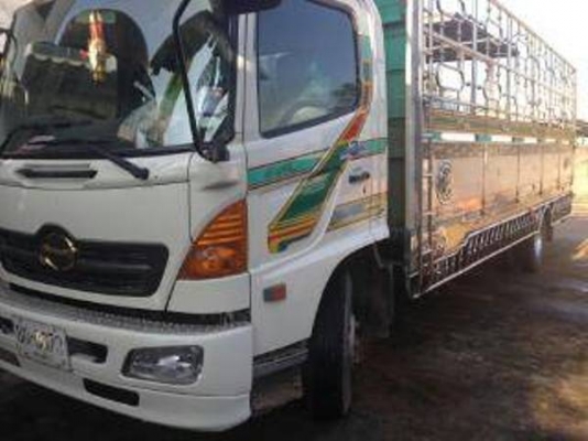 รถบรรทุก 6 ล้อ ยี่ห้อ HINO รุ่น FC4J 165 แรงม้า กระบะสแตนเลส