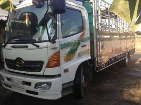 รถบรรทุก 6 ล้อ ยี่ห้อ HINO รุ่น FC4J 165 แรงม้า กระบะสแตนเลส