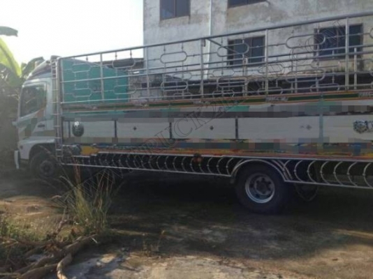 รถบรรทุก 6 ล้อ ยี่ห้อ HINO รุ่น FC4J 165 แรงม้า กระบะสแตนเลส