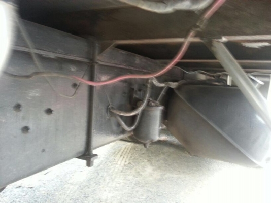 รถฮีโน่ 10 ล้อ FL3H ตู้เย็น เปลื่ยนเครื่อง 210 แรงม้า. สนใจติดต่อ 081 - 6079515