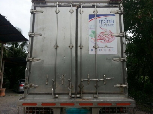 รถฮีโน่ 10 ล้อ FL3H ตู้เย็น เปลื่ยนเครื่อง 210 แรงม้า. สนใจติดต่อ 081 - 6079515