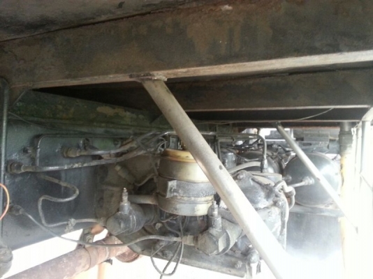 รถฮีโน่ 10 ล้อ FL3H ตู้เย็น เปลื่ยนเครื่อง 210 แรงม้า. สนใจติดต่อ 081 - 6079515