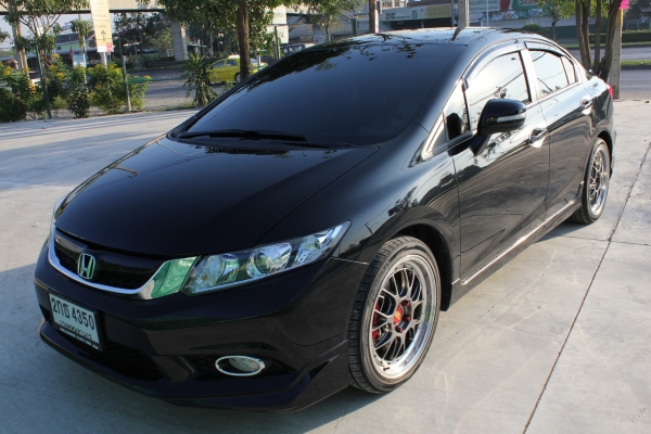 ขายดาวน์ CIVIC 2013 1.8 EAT NAVI ขายดาวน์ CIVIC 2013 1.8 EAT NAVI