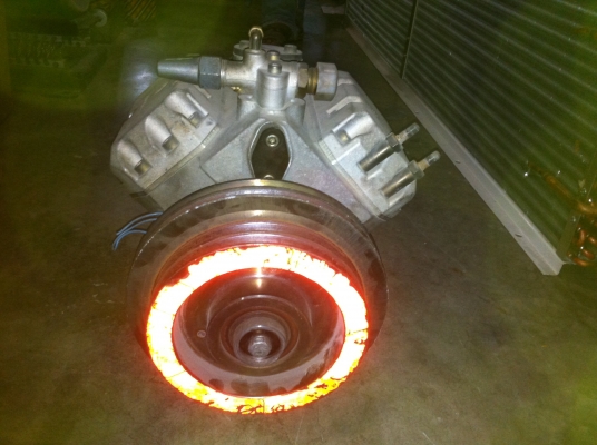 ขายคอมhispacold new134a มีของเเถม