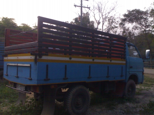 ขาย4ล้อกลาง ISUZU85แรง สภาพสวยๆ พร้อมใช้ กะบะไม้สวยสุดๆ