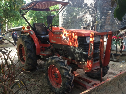 ขายด่วนรถไถคูโบต้าL4508 พร้อมอุปกรณ 3 รายการ พร้อมดันหน้า โรตารึ ผาน 6 ทุกอย่างตราช้าง รถสภาพพร้อมใช ขายด่วนรถไถคูโบต้าL4508 พร้อมอุปกรณ 3 รายการ พร้อมดันหน้า โรตารึ ผาน 6 ทุกอย่างตราช้าง รถสภาพพร้อมใช