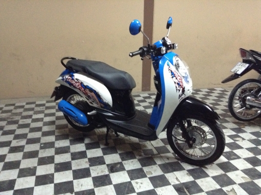 ขาย!!!สกู๊ปปี้ไอ ปี55 รถเครื่องดีคับ มีเล่มทะเบียนครบ ภาษีไม่หมด