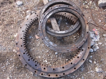 ขาย-วงสวิง วงเดือน สำหรับรถขุด KOMATSU PC 30-5 (วงเล็ก) มือสองถอดจากญี่ปุ่นแท้ ราคาถูก