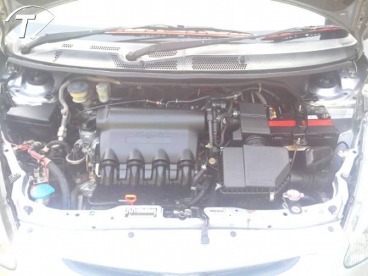 ขาย/แลก  Honda jazz  ลงรูปแล้ว