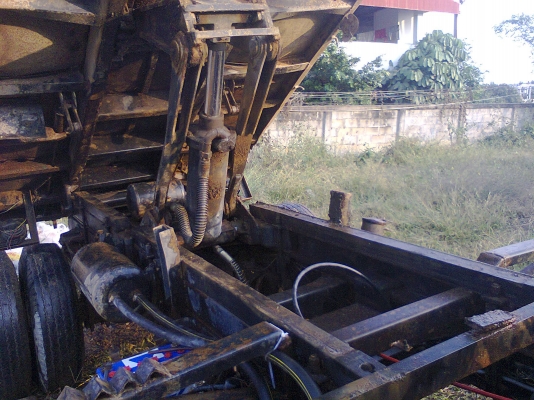 ขายหกล้อดั้มพ์ ฮีโน่ KM-777 ดั้มพ์สามมิตร F-หลัง พวงมาลัยเพาเวอร์