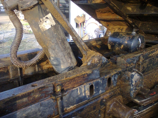 ขายหกล้อดั้มพ์ ฮีโน่ KM-777 ดั้มพ์สามมิตร F-หลัง พวงมาลัยเพาเวอร์