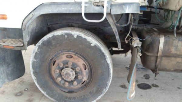 ขายด่วนไอ้หลงยูโรทูสองเพลาดั้มมีระบบลากลูก FN627 M5 ปี48สภาพพร้อมใช้รีบโทร0801515451