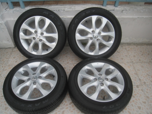 ขายล้อแม็ก nissan march 15"x5.5" et50 4 รู 100+ ยาง maxxis ma-307 175/60r15 ยางสัปดาห์ที่ 7 ปี13 ขายทั้งชุด 11,900 บาทครับ สนใจติดต่อเล็กคลองสาม (081-3747940)