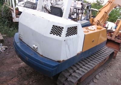 ขายแบคโฮ KOMATSU pc30-5 แท็รคยาง 3สูบ ราคา 290,000 บาท