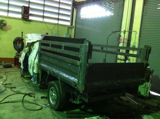 กะบะดั้ม