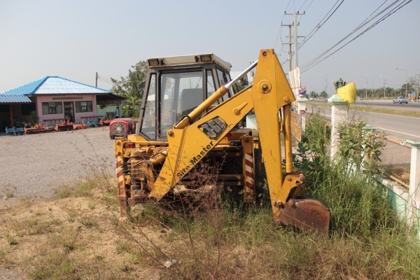 ขายรถหน้าตักหลังขุด 3in1(ขุด,ตัก,ยก) JCB 3CX ขับเคลื่อน4ล้อ ราคา 470,000บาท