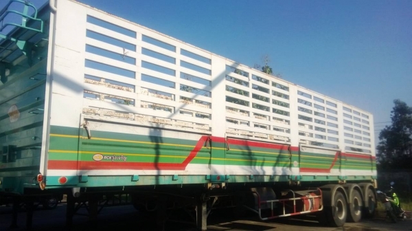 ขายหางพ่วงไม่ดั้ม 3 เพลา สภาพสวยๆมี 2 หาง อู่.RCK ปี.54 ราคาต่อรองส