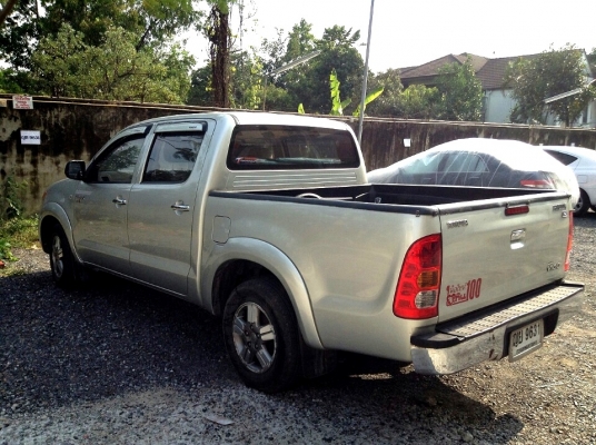 2006 TOYOTA VIGO 2.5 MT 4-doors