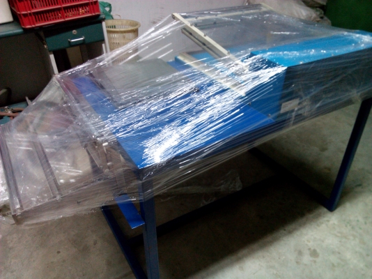 เครื่องรีดพลาสติก L-Seal ใช้กับถุงพลาสติก หรือ POF เครื่องรีดพลาสติก L-Seal ใช้กับถุงพลาสติก หรือ POF