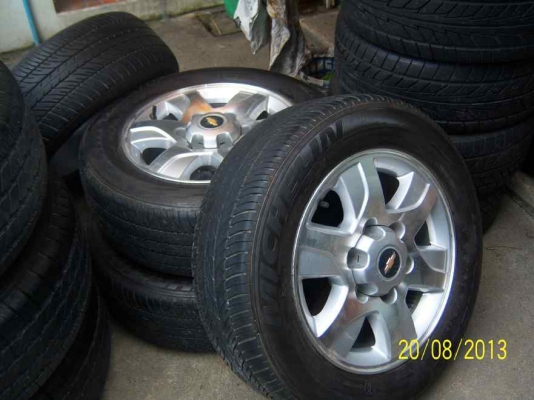 แม็กเชฟ ขอบ 16 พร้อมยาง YOKO 215 60 16 ปี 11 มี1ชุด  ยางสวย ใช้ได้