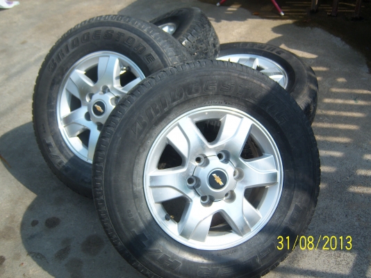 แม็กเชฟ ขอบ 16 พร้อมยาง YOKO 215 60 16 ปี 11 มี1ชุด  ยางสวย ใช้ได้