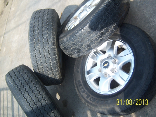 แม็กเชฟ ขอบ 16 พร้อมยาง YOKO 215 60 16 ปี 11 มี1ชุด  ยางสวย ใช้ได้