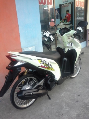 รถรุ่นใหม่ล่าสุด Honda Click 125 i รถคุณภาพดีพร้อมเลขทะเบียนสวยๆ สนใจลดได้ รถรุ่นใหม่ล่าสุด Honda Click 125 i รถคุณภาพดีพร้อมเลขทะเบียนสวยๆ สนใจลดได้