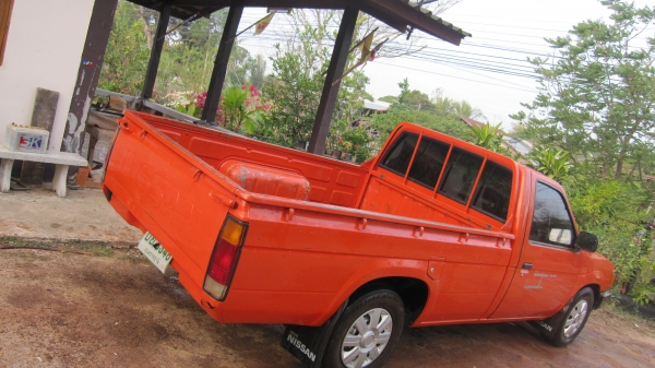 ขายกระบะนิสสันบิ๊กเอ็มฝาแดง ปี36 เครื่องแน่นไม่ไอไม่จากสภาพพร้อมใช้งานครับ ......รถเดิมๆทั้งคันครับสีเดิมบางๆมากไม่มีผุครัชชีสวยๆไม่มีตำหนิ รถคนแก่ใช้งานครับภาษีขาดกันยายน57+ทะเบียน+พร้อมชุดโอนครับ+แบตเตอร์รี่ใหม่ อยากให้มาลองขับดูก่อนเห็นสภาพจริงแล้วจะชอ