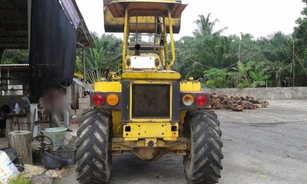 รถตัก WS3  สนใจติดต่อ 081 - 6079515