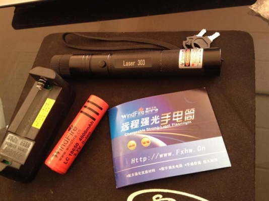 ขายเลเซอร์ สีแดง ส่องเป็นลำแสง ราคาเพียง 450 บาทพร้อมส่ง