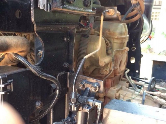 รถฮีโน่ 10 ล้อดั้ม 320 แรงม้า ปี 48  สนใจติดต่อ 081 - 6079515