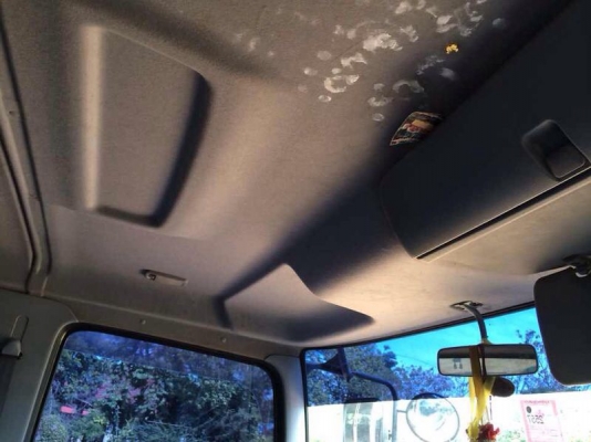 รถฮีโน่ 10 ล้อดั้ม 320 แรงม้า ปี 48  สนใจติดต่อ 081 - 6079515