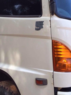 รถฮีโน่ 10 ล้อดั้ม 320 แรงม้า ปี 48  สนใจติดต่อ 081 - 6079515