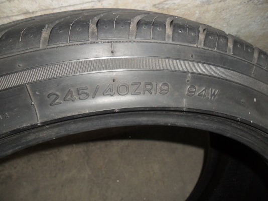 ยาง 245/40ZR19 Nankang สวยๆ 1 คู่ ราคา 1800 บาท