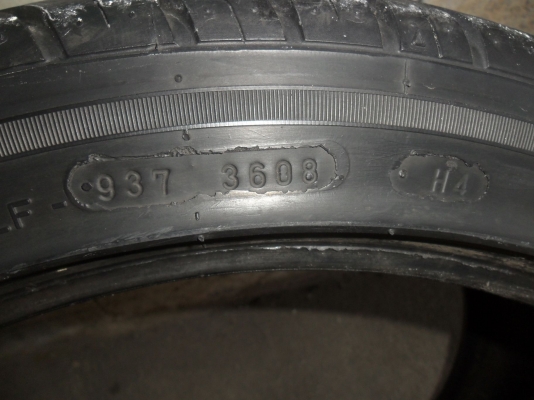 ยาง 245/40ZR19 Nankang สวยๆ 1 คู่ ราคา 1800 บาท