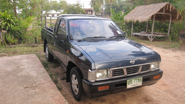 ขายกระบะนิสสันบิ๊กเอ็มฝาแดงจอโค้ง ปี40/1997 เครื่องแน่นไม่ไอไม่จากสภาพพร้อมใช้งานเสริมแหนบ+ไม้คานแล้วครับ+คอกกระบะแสตนเลสพร้อมลุยงานรถไม่เคยชนครับ ......รถเดิมๆทั้งคันครับสีสวยไร้ตำหนิบางๆมากไม่มีผุครัชชีสวยๆไม่มีตำหนิ ภาษีเต็มขาดมีนาคม57+ทะเบียน+พร้อมชุด ขายกระบะนิสสันบิ๊กเอ็มฝาแดงจอโค้ง ปี40/1997 เครื่องแน่นไม่ไอไม่จากสภาพพร้อมใช้งานเสริมแหนบ+ไม้คานแล้วครับ+คอกกระบะแสตนเลสพร้อมลุยงานรถไม่เคยชนครับ ......รถเดิมๆทั้งคันครับสีสวยไร้ตำหนิบางๆมากไม่มีผุครัชชีสวยๆไม่มีตำหนิ ภาษีเต็มขาดมีนาคม57+ทะเบียน+พร้อมชุด