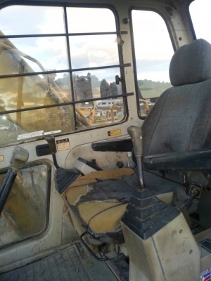 รถแบคโฮเก่าญี่ปุ่น Kobelco SK120-1