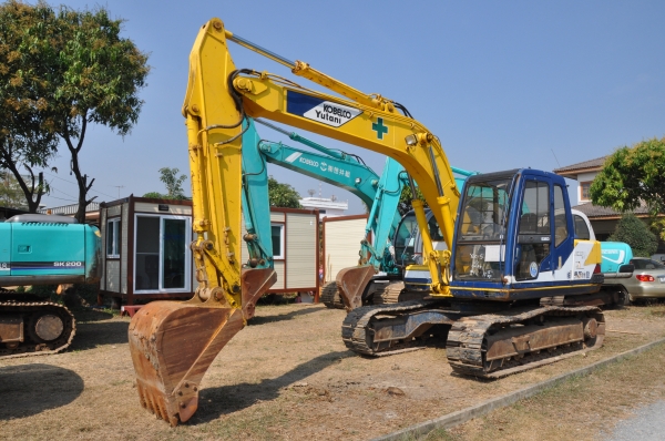 รถแบคโฮเก่าญี่ปุ่น Kobelco SK120-1