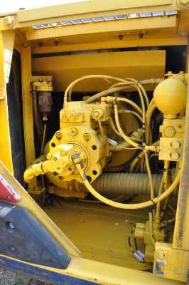 รถแบคโฮเก่าญี่ปุ่น Kobelco SK120-1