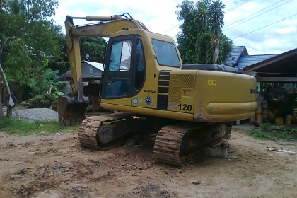 รถขุด KOMATSU PC120-6E โซ่ใหม่กับช่วงล่างสวยเต็ม มีทะเบียนครบ