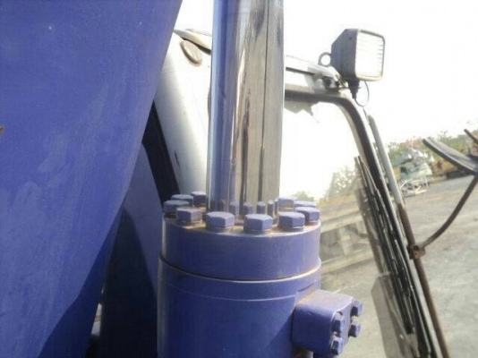 รถแบคโฮ KOMATSU PC 138US-2