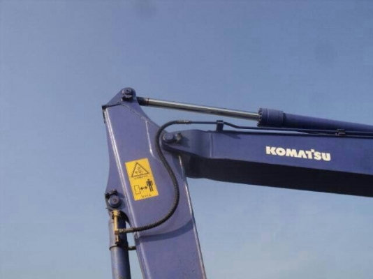 รถแบคโฮ KOMATSU PC 138US-2