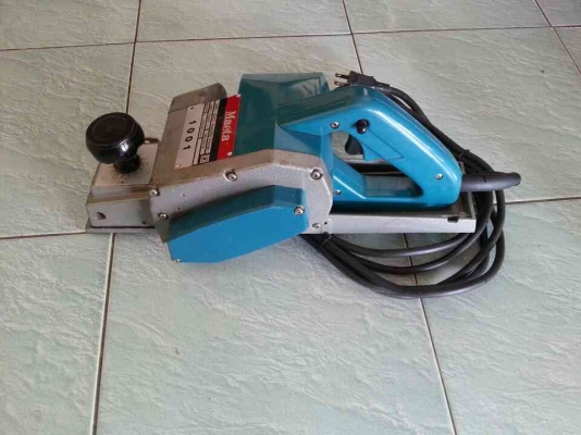 ขายกบไฟฟ้าขนาด3นิ้วพร้อมใช้งานสภาพสวยๆถูกครับ