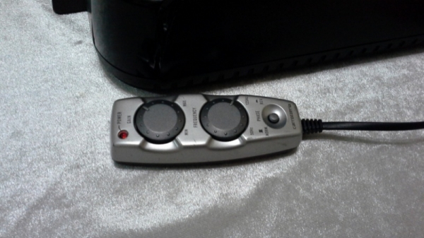 Bass Box ของ Pioneer มีแอมป์ในตัว Bass Box ของ Pioneer มีแอมป์ในตัว