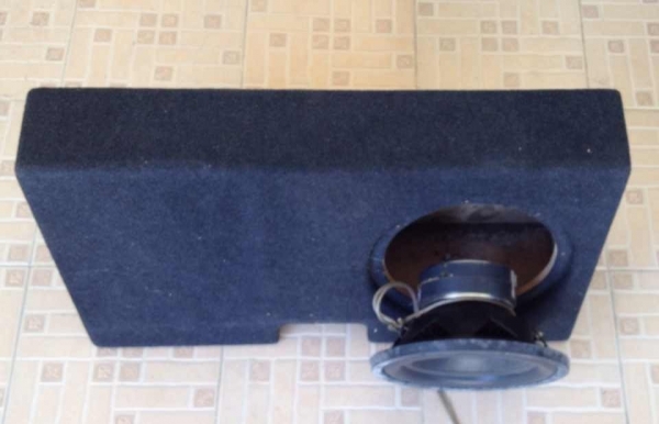 ขายตู้ซับพร้อมดอก10"