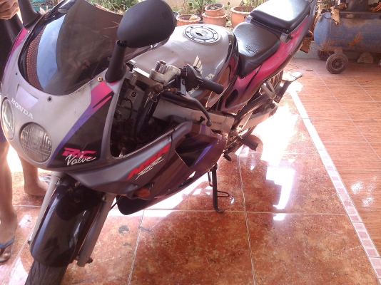ขาย honda nsr 150 rr สภาพวาวล์ทำงานปกติเครื่องแรงไฟติดทุกจุด