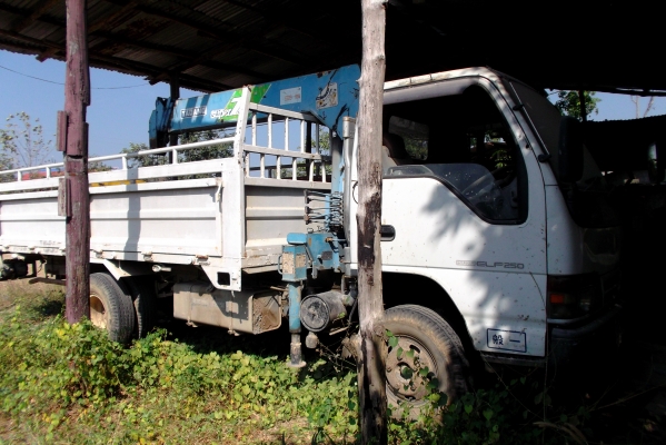 ขายด่วนรถ6ล้อDIติดเครน2.5ตันชุปเปอร์แชดท้องV4ปอก5ชัก