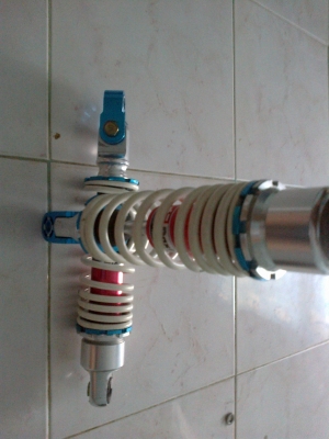 โช๊คหลัง ฟรีข้อยก