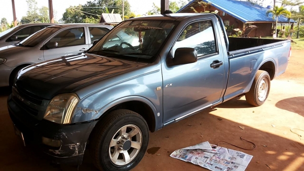 ***ขายแล้วครับขอบคุณ Truck2hand ขาย ตอนดียว ISUZU SPARK EX  3.0 D-MAX ปี46/03 เครื่องเดิมเกียร์เดิม เครื่องแน่นดี ช่วงล่างคัสซีสวยเดิมไม่ผุ กระบะดีมีพื้นปูกระบะ สีนสันเดิมบาง มีตำหนิบ้าง ภายในดีคอนโซลครบ แอร์ พ.พาวเวอร์ ล้อแม็ก ยางสวย4เส้น หน้าเดิม เก็บนิ