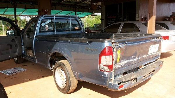 ***ขายแล้วครับขอบคุณ Truck2hand ขาย ตอนดียว ISUZU SPARK EX  3.0 D-MAX ปี46/03 เครื่องเดิมเกียร์เดิม เครื่องแน่นดี ช่วงล่างคัสซีสวยเดิมไม่ผุ กระบะดีมีพื้นปูกระบะ สีนสันเดิมบาง มีตำหนิบ้าง ภายในดีคอนโซลครบ แอร์ พ.พาวเวอร์ ล้อแม็ก ยางสวย4เส้น หน้าเดิม เก็บนิ